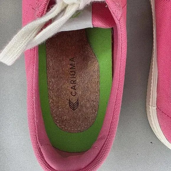 Cariuma Oca low canvas pink sneaker women's 9 - Picture 4 of 8
